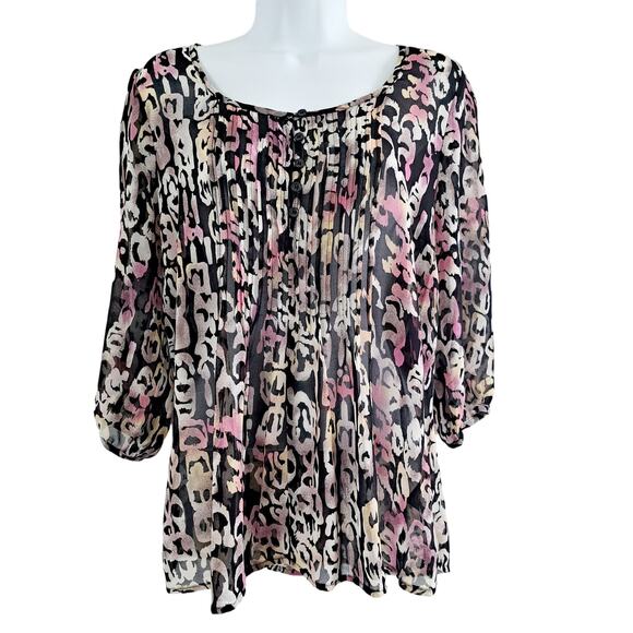 Forever 21 3/4 Sleeve 1/4 Button Pleated Front Top - Picture 1 of 9